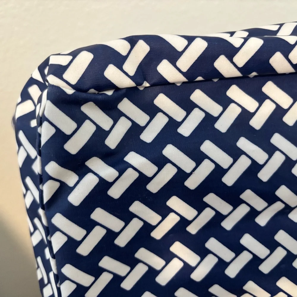 Scout Navy and White Patterned Medium Tote with Detachable Black Strap - Picture 8 of 13